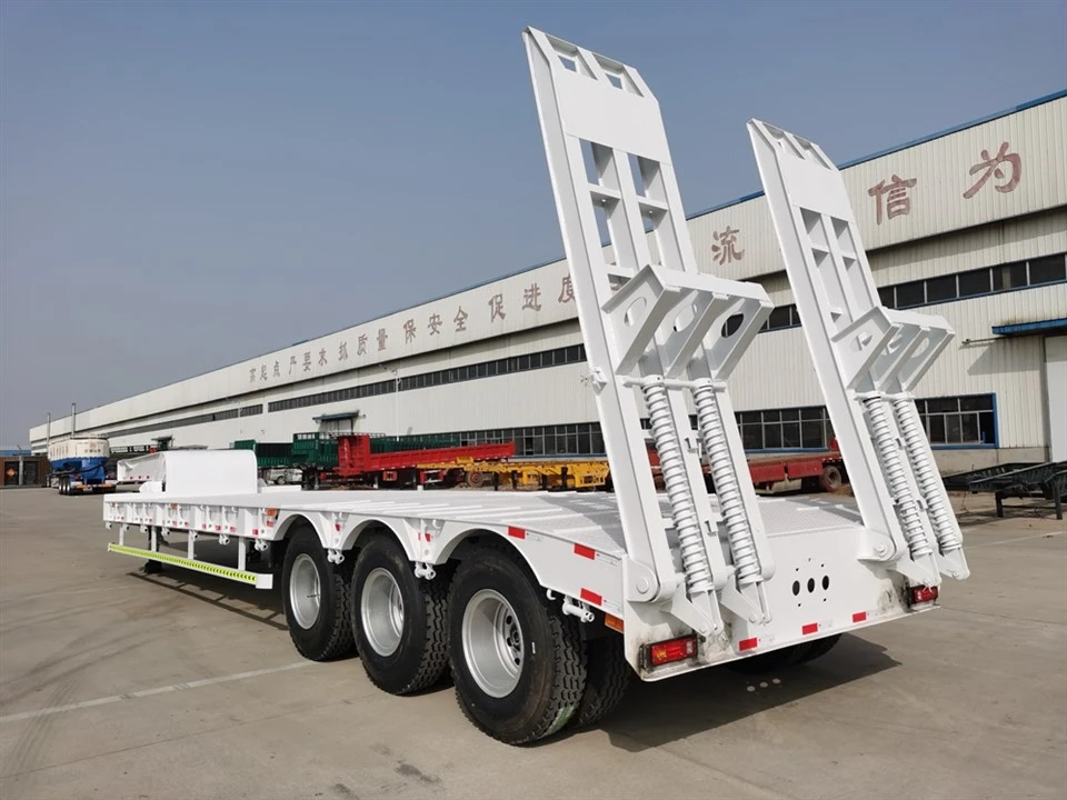 Gooseneck Low-bed Semi-trailer